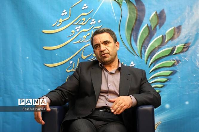نشست خبری رئیس سازمان مدارس و مراکز غیردولتی و توسعه مشارکتهای مردمی