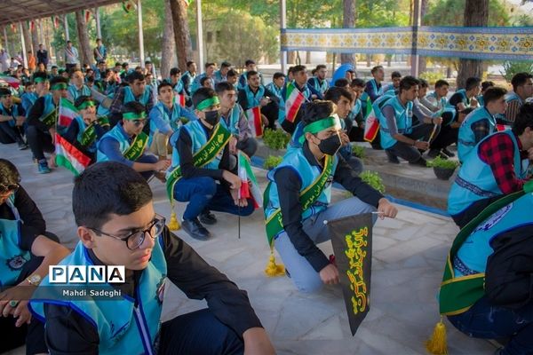 پذیرش دانش‌آموزان دراردوی قطبی اعضای سازمان دانش‌آموزی - قطب اصفهان -۲