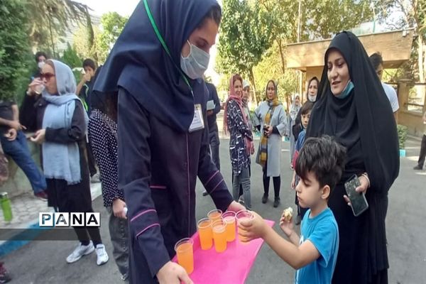 برگزاری آیین پیاده‌رویی همگانی همزمان با سراسر کشور