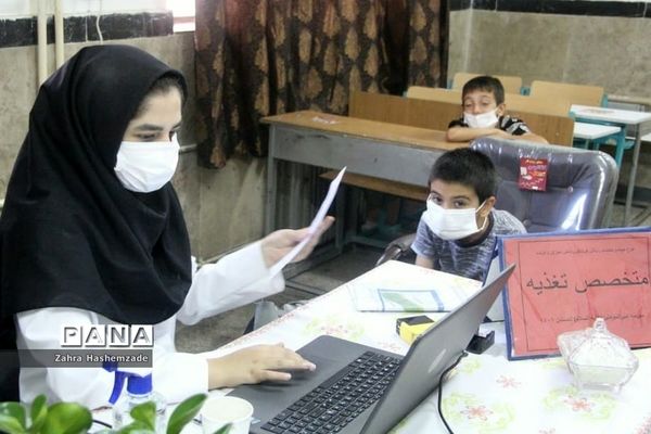 اردوی جهادی پزشکی و دندان‌پزشکی در دبستان امیرالمومنین شهرری