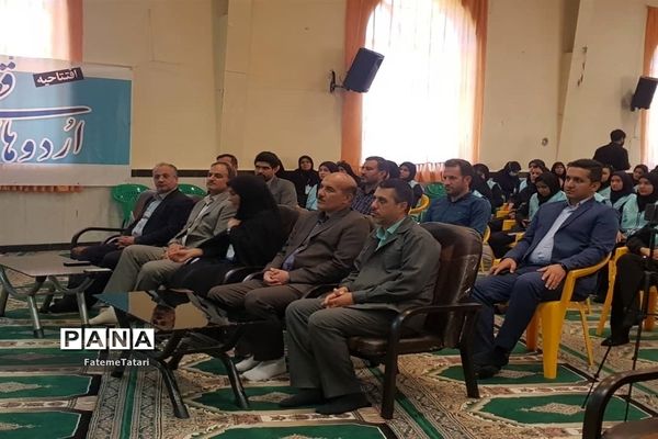 برگزاری اردوی قطبی دانش‌آموزان دختر در اردوگاه خان ببین