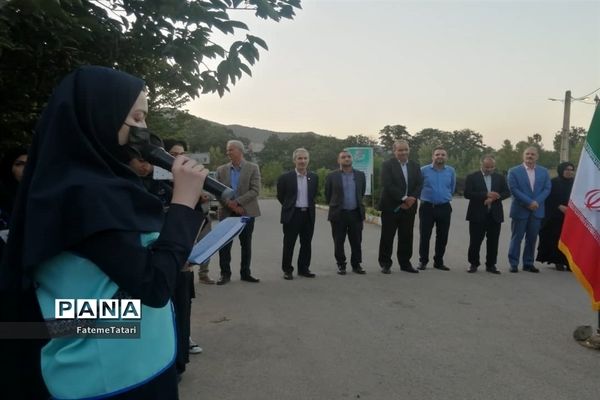 برگزاری اردوی قطبی دانش‌آموزان دختر در اردوگاه خان ببین