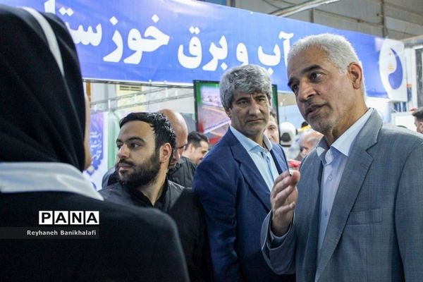 آیین افتتاح نمایشگاه هفته دولت در اهواز