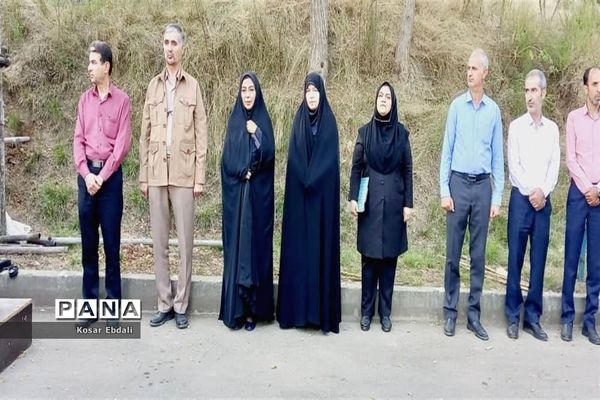 بازدید سرپرست معاونت فعالیت‌های سازمان دانش‌آموزی از اردوی قطبی در گلستان