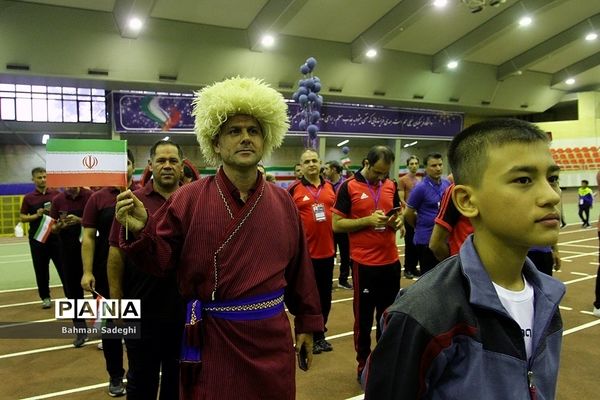 افتتاحیه  اولین جشنواره فرهنگی ورزشی دانش‌آموزان ابتدایی سراسر کشور در بخش پدر و پسر