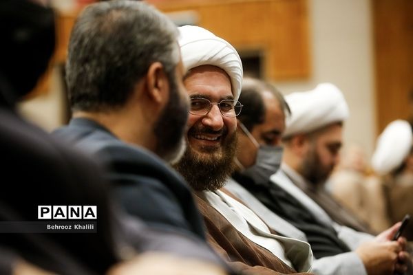 چهاردهمین کنگره اتحادیه انجمن‌های اسلامی دانش‌آموزان