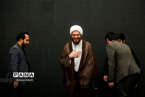 چهاردهمین کنگره اتحادیه انجمن‌های اسلامی دانش‌آموزان