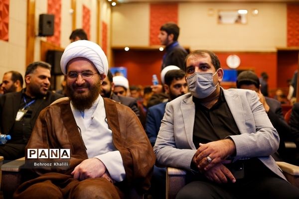 چهاردهمین کنگره اتحادیه انجمن‌های اسلامی دانش‌آموزان