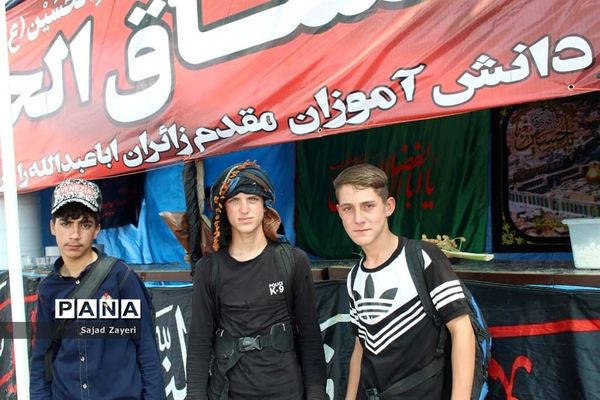 بازدید مدیر سازمان دانش‌آموزی خوزستان از موکب اربعینی آموزش و پرورش استان در پایانه مرزی شلمچه