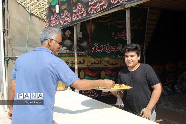 بازدید مدیر سازمان دانش‌آموزی خوزستان از موکب اربعینی آموزش و پرورش استان در پایانه مرزی شلمچه