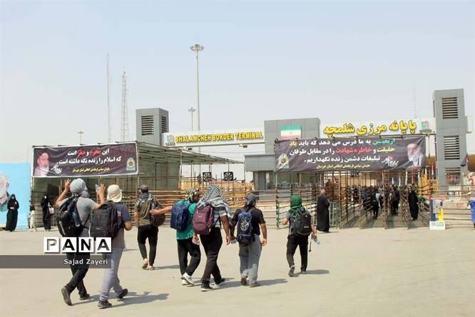 بازدید مدیر سازمان دانشآموزی خوزستان از موکب اربعینی آموزش و پرورش استان در پایانه مرزی شلمچه