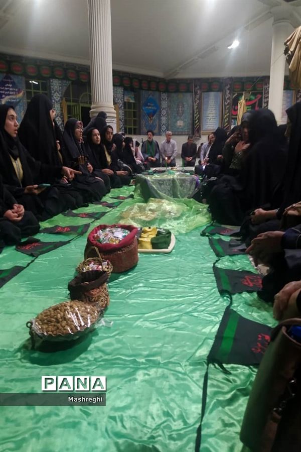 برپایی سفره حضرت رقیه در اردوی قطبی - اصفهان
