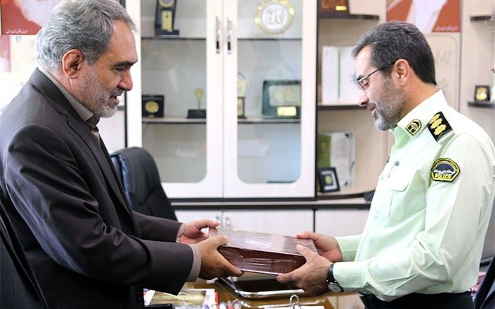 دیدار مدیرکل فرهنگ و ارشاد اسلامی اردبیل با فرمانده نیروی انتظامی استان