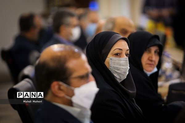 نشست تخصصی مسئولان مبارزه با مواد مخدر کشور با عنوان پیشگیری از اعتیاد- مشارکت‌های مردمی-اشتغال بهبودیافتگان