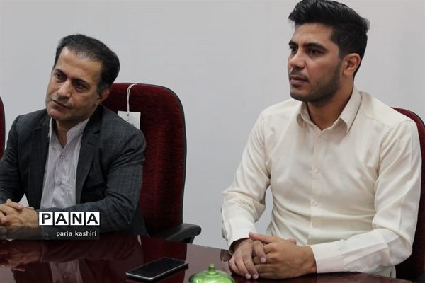 دیدار رئیس سازمان دانش‌آموزی استان مازندران با مجمع خیرین حامی دانش‌آموزان بازمانده از تحصیل