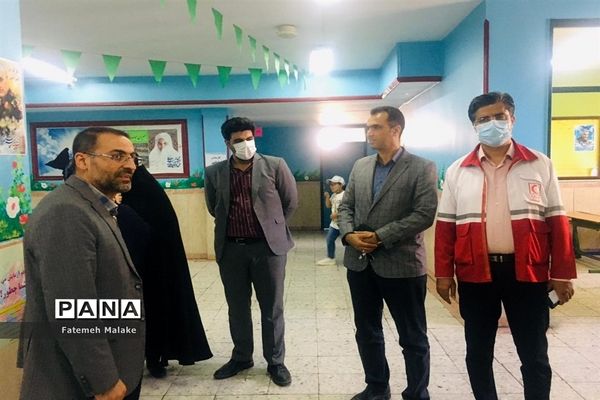 اجرای طرح جهادی پزشکی و پیراپزشکی در دبستان حضرت صدیقه ملارد