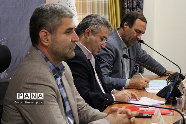 نشست دبیران دبیرخانه کشوری در هجدهمین جشنواره الگوهای برتر تدریس