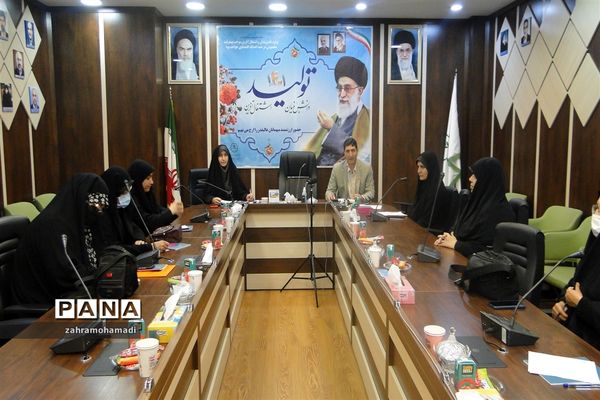 نشست معاونان و مربیان پرورشی مدارس منطقه ۱۰ در آستانه سال تحصیلی جدید