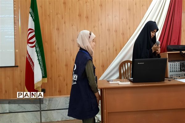 کارگاه آموزشی خبرنگاران دانش‌آموز ناحیه ۷ مشهد
