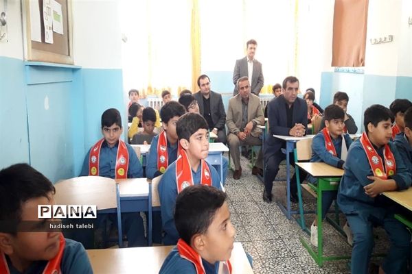 نواختن زنگ مانور بازگشایی مدارس شهرستان محمودآباد همزمان با سراسر استان مازندران
