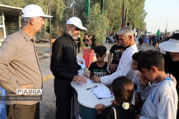 موکب فرزندان حاج‌قاسم در مسیر نجف به کربلا