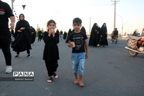 راهپیمایی عاشقان سیدالشهدا(ع) به‌مناسبت روز اربعین در قم-2