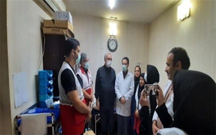 بازدید وزیر بهداشت از مرکز درمانی ایران در کاظمین