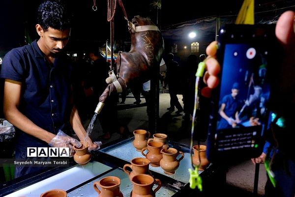 در مسیر بهشت؛ خدمت‌رسانی به زائران حسینی در موکب‌های اربعین