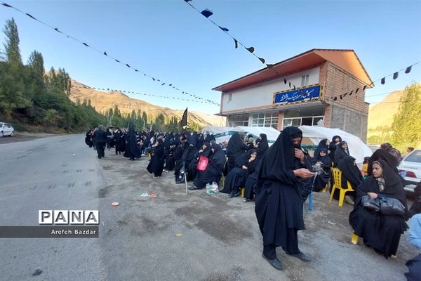 پیاده‌روی جاماندگان اربعین در بلده