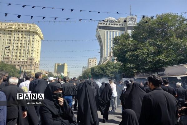 پیاده‌روی اربعین حسینی در مشهد
