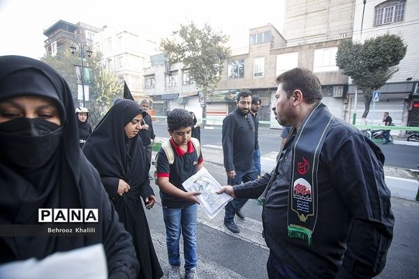 موکب فرزندان حاج قاسم در راهپیمایی اربعین حسینی-تهران