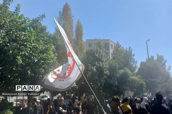 مراسم پیاده‌‌روی دلدادگان حسینی(ع) در تهران