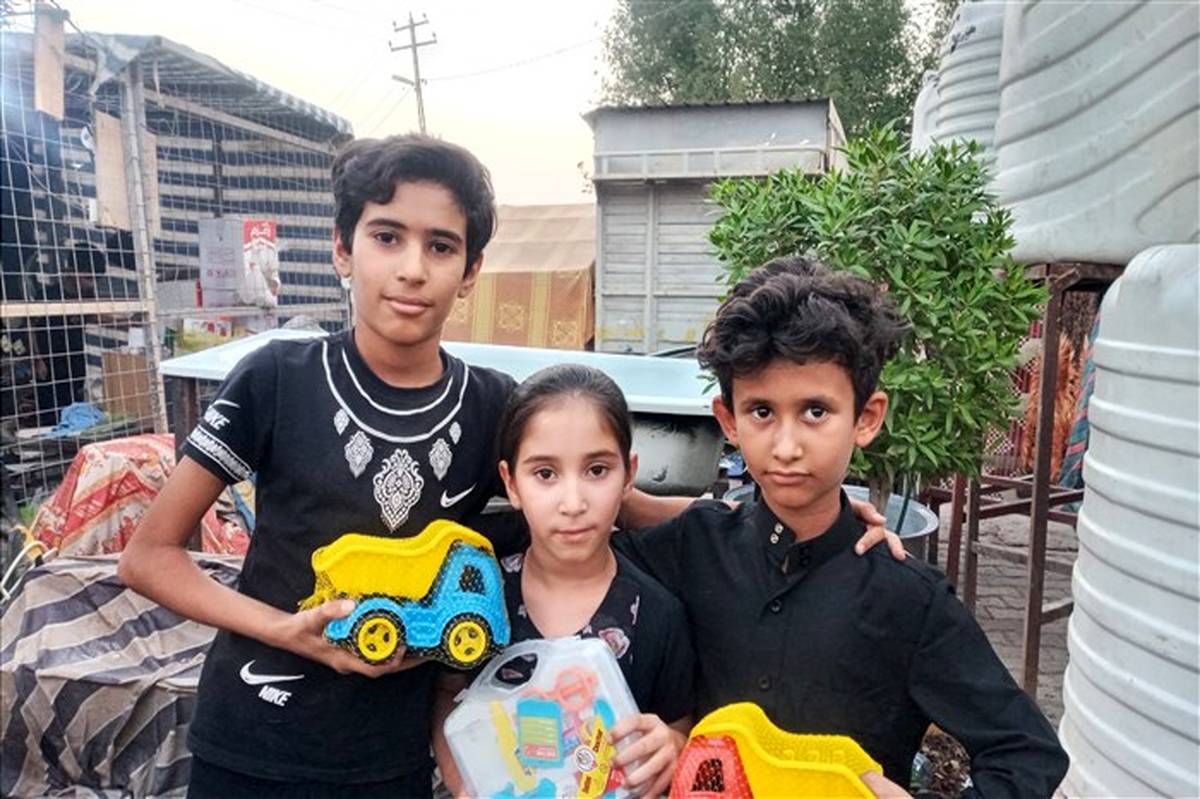 همدلی کودکان ایرانی و عراقی در مکتب امام حسین(ع)/ فیلم