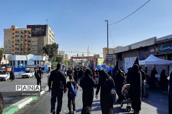 مراسم راهپیمایی‌ اربعین حسینی از میدان امام حسین تا حرم عبدالعظیم حسنی(ع)