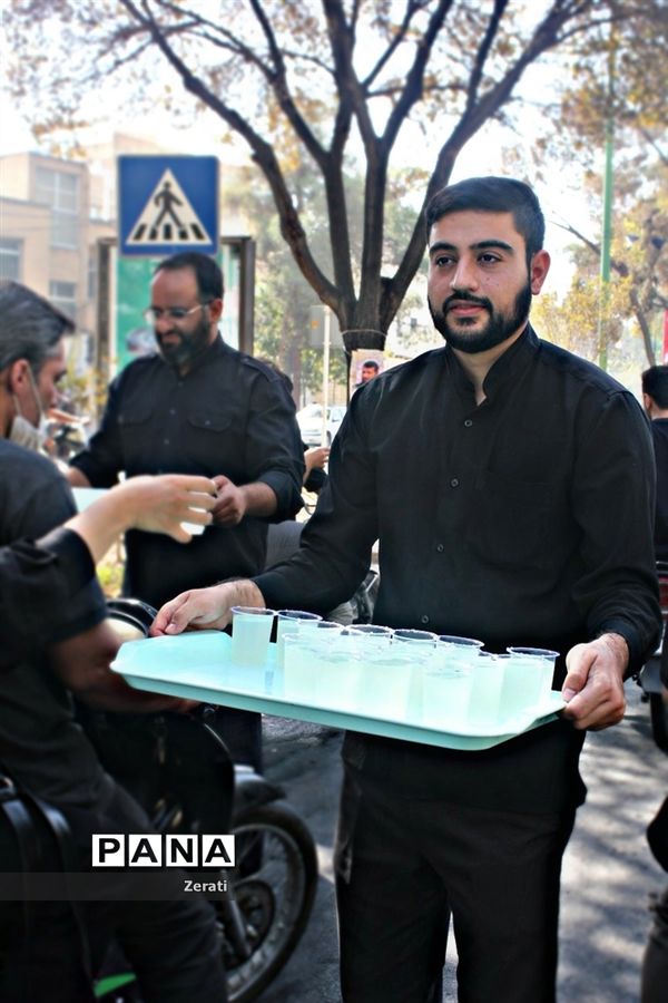 مراسم پیاده‌روی جاماندگان اربعین در اصفهان
