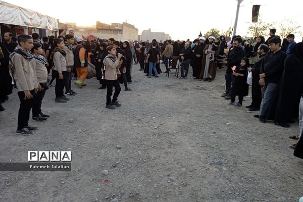 راهپیمایی اربعینی زائران سیدالشهدا(ع) در قم-3