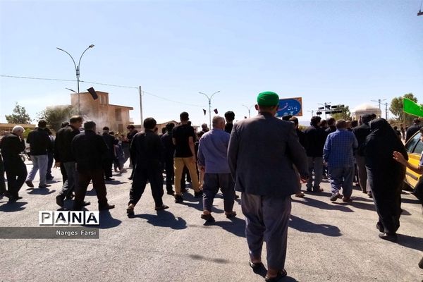 راهپیمایی اربعینی زائران سیدالشهدا(ع) در قم-3