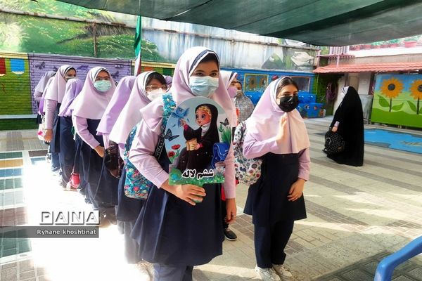 آغاز ماه میزبانی نیمکت‌های عاشق درس و مدرسه در دبستان فرهنگ دختران