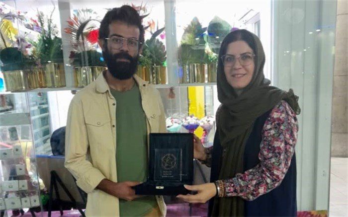 فیلم‌ساز ایرانی از جشنواره مذهب امروز جایزه گرفت