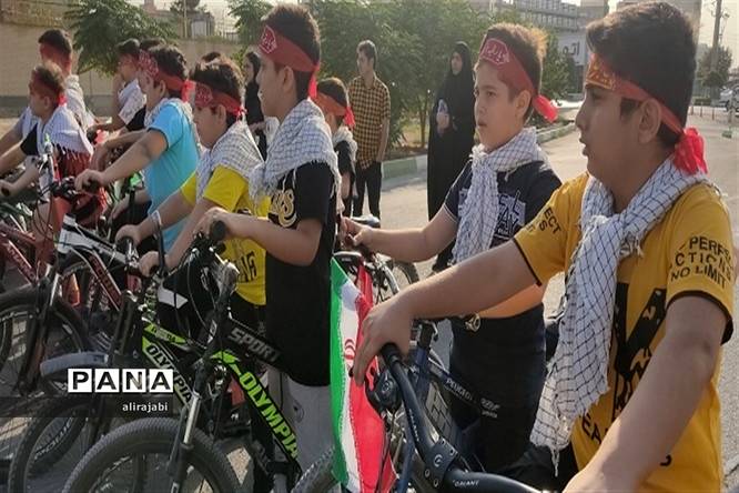 همایش دوچرخهسواری دانشآموزی بهمناسبت هفته دفاع مقدس در منطقه کهریزک
