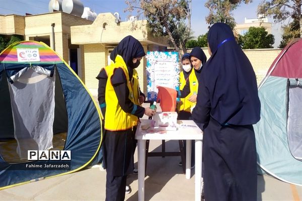 بیست و چهارمین مانور سراسری زلزله و ایمنی مدارس در آموزشگاه مختارنامه یک