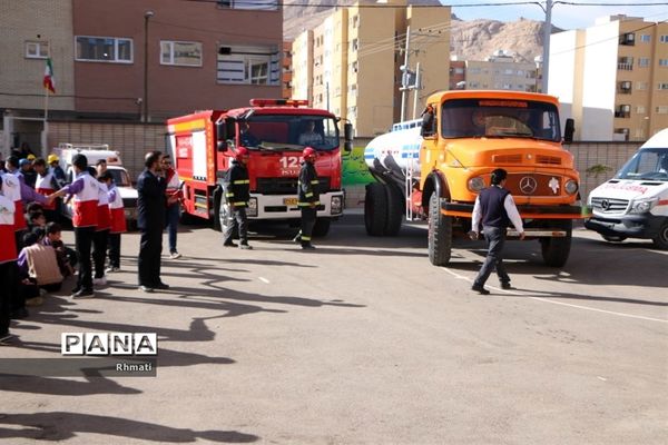 بیست و چهارمین مانور زلزله و ایمنی مدارس در شهرضا