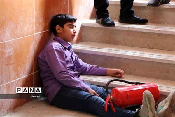 بیست و چهارمین مانور زلزله و ایمنی مدارس در شهرضا