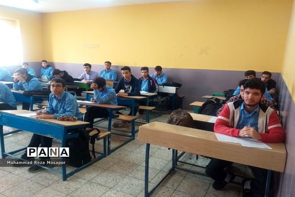 برگزاری امتحانات شبه نهایی پایه دوازدهم در مدارس آموزش و پرورش ملارد