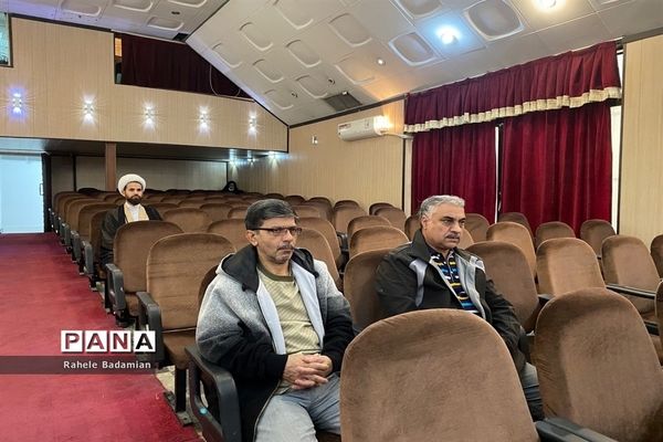 جلسه توجیهی دومین جشنواره ملی تئاتر درسی در کانون سمیه شهرری