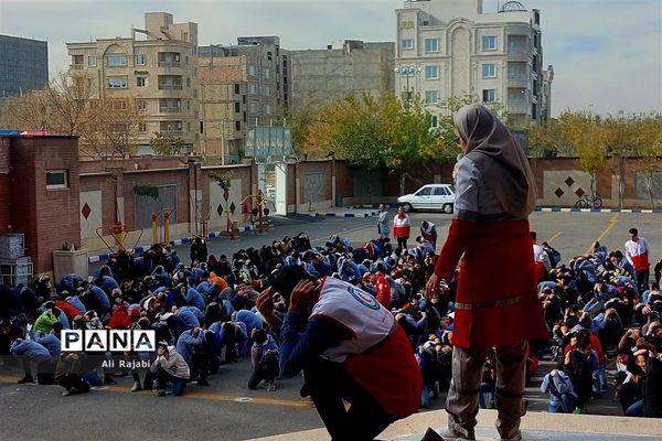 آمادگی آموزشگاه انصارالمهدی شهرستان قرچک برای برگزاری بیست و چهارمین مانور سراسری زلزله و ایمنی