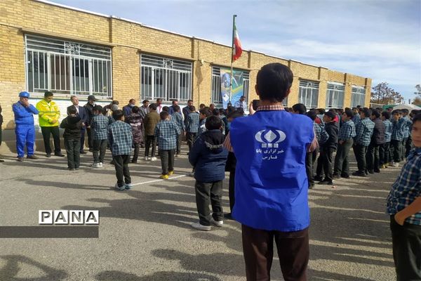 بیست و چهارمین مانور سراسری زلزله و ایمنی مدارس در اقلید استان فارس