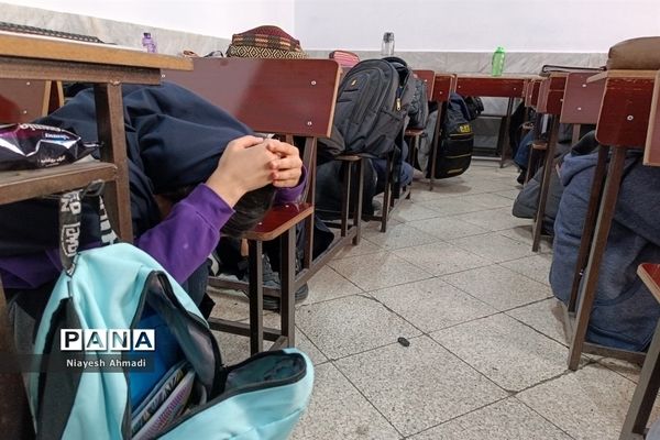 بیست و چهارمین مانور سراسری زلزله و ایمنی در دبیرستان دخترانه آزادگان