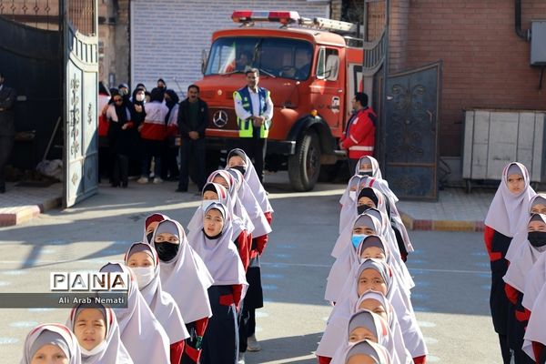 بیست‌وچهارمین مانور سراسری زلزله و ایمنی در مدارس شهرستان پیشوا