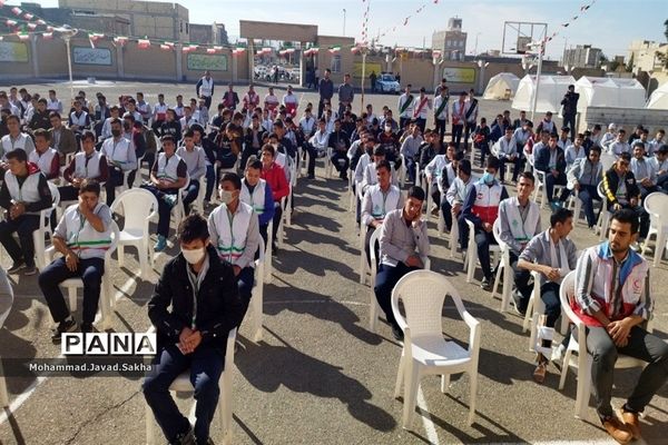 مانور زلزله در دبیرستان شهید «احمد علمداری» جعفرآباد قم